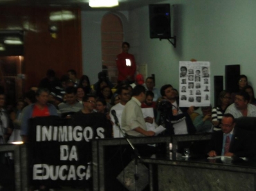 1ª ASSEMBLEIA COM SERVIDORES DA EDUCAÇÃO NO 2º SEMESTRE LETIVO DE 2013