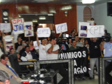 1ª ASSEMBLEIA COM SERVIDORES DA EDUCAÇÃO NO 2º SEMESTRE LETIVO DE 2013-3