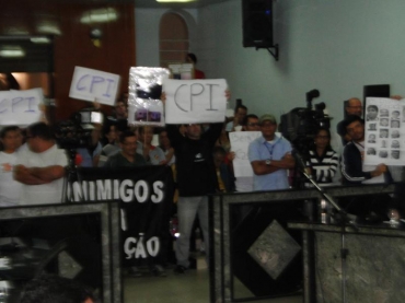 1ª ASSEMBLEIA COM SERVIDORES DA EDUCAÇÃO NO 2º SEMESTRE LETIVO DE 2013-4