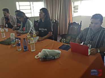 Professores decretam estado de greve