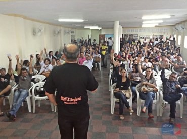 Professores decretam estado de greve