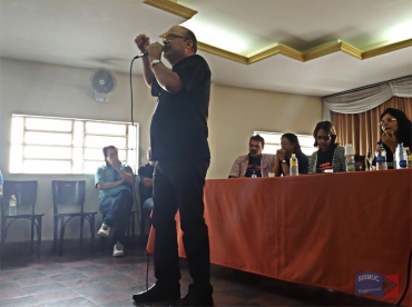 Professores decretam estado de greve