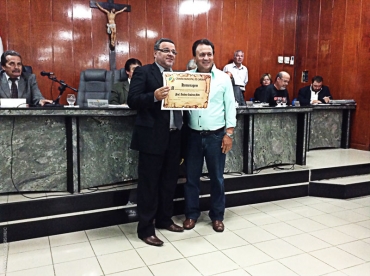 Professores vão até o TJPE