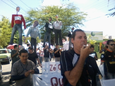 Protestos da Educação nas ruas e na Câmara Municipal
