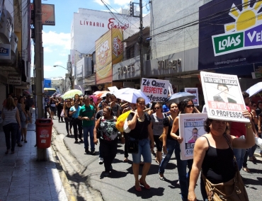 Protestos da Educação nas ruas e na Câmara Municipal