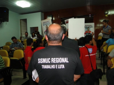 PROTESTOS NA CÂMARA DE VEREADORES