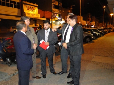 PROTESTOS NA CÂMARA DE VEREADORES