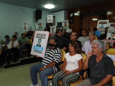 PROTESTOS NA CÂMARA DE VEREADORES