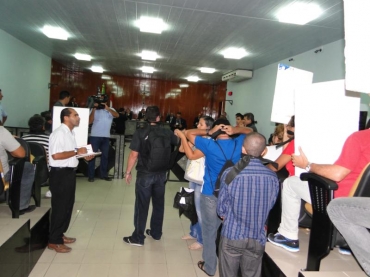 PROTESTOS NA CÂMARA DE VEREADORES