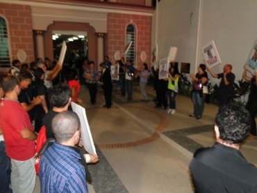 PROTESTOS NA CÂMARA DE VEREADORES