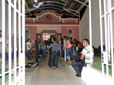 PROTESTOS NA CÂMARA DE VEREADORES