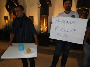 PROTESTOS NA CÂMARA DE VEREADORES